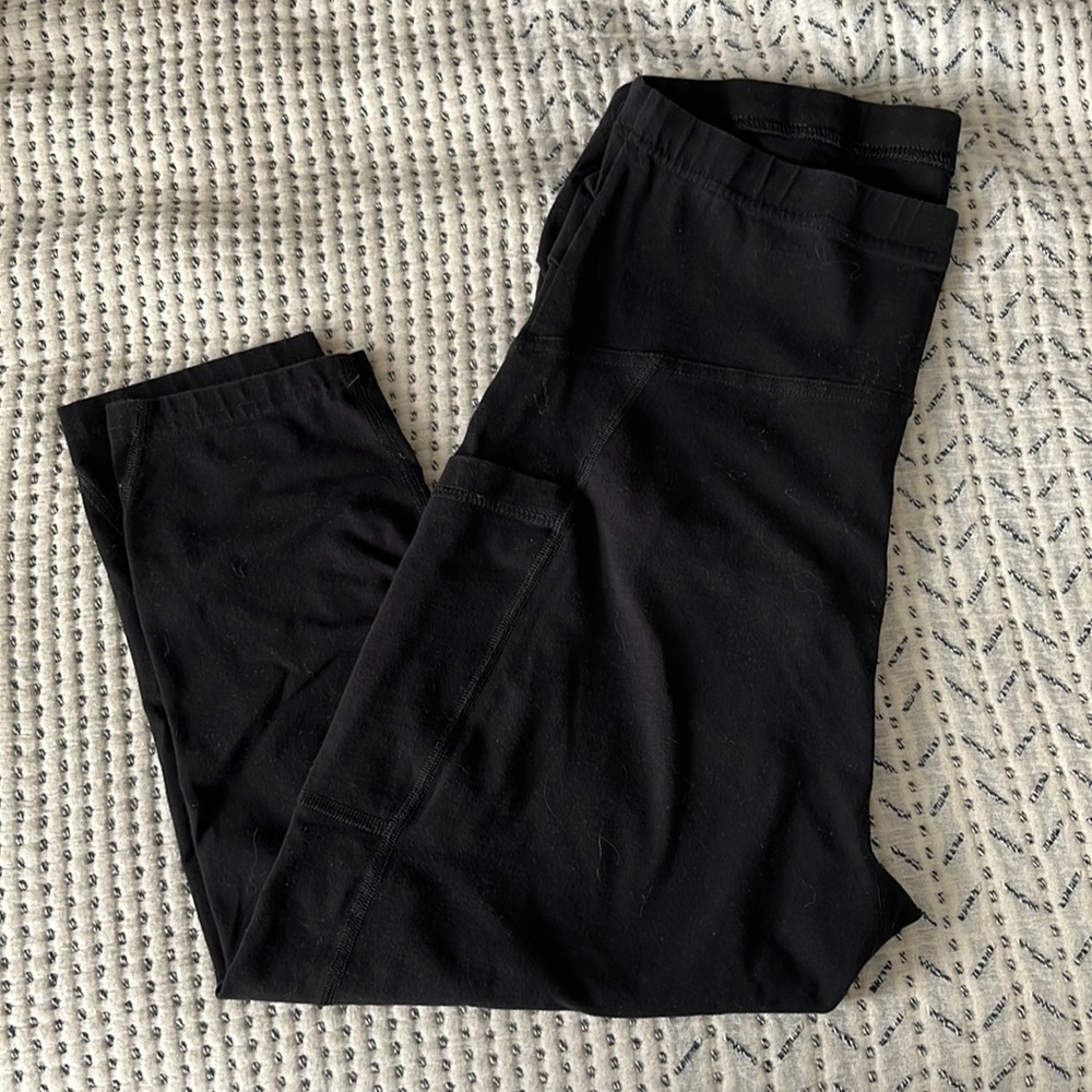 PACT organic maternity cropped pocket legging